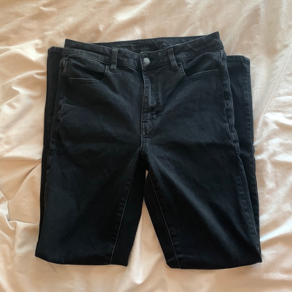 black American Eagle high rise jeans